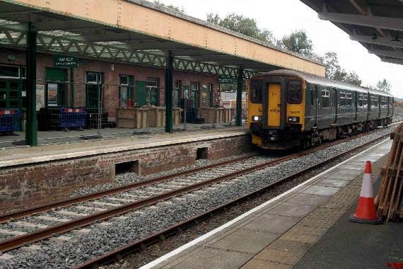 One of the training trains pulling into Okehampton station. SR 4570