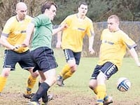 South Zeal slip-up against Sand men