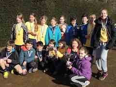 Double victory at the castle cross country
