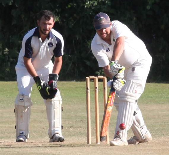 A proper battle between Bridestowe and Whitchurch seconds