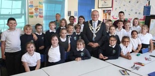 Boasley Cross Primary School meet the mayor of West Devon
