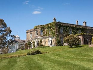 History enthusiasts’ behind-doors peek