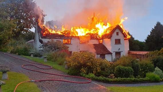 Fire guts thatched house in West Devon | okehampton-today.co.uk 