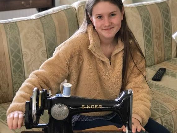 Sienna gets resourceful with great grandma’s sewing machine