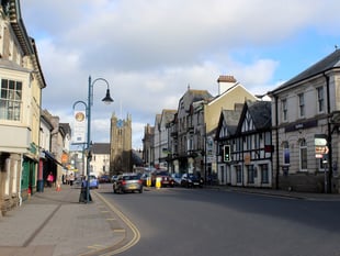 Hamlets approves cost plan for next BID stage