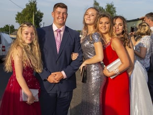 Old prom outfits to help environment