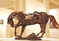 Sculptor’s war horse going on display in Iddesleigh to help Ukraine