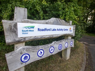 UPDATE: two still missing in Roadford Lake boat capsize