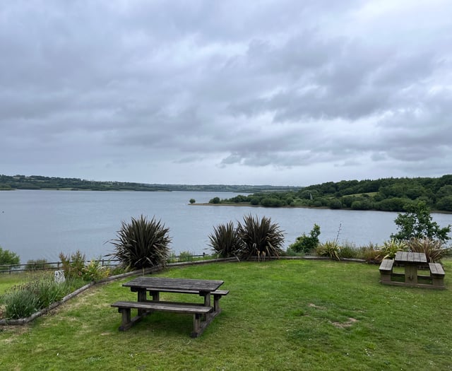 Police continue search for missing people in Roadfoad Lake tragedy