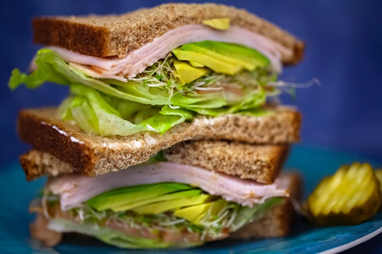 packed lunch sandwiches
