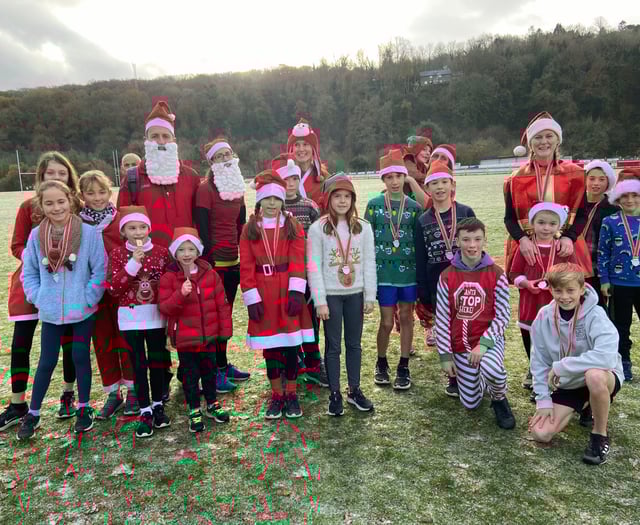 Over 100 brave cold and ice for the PTFA Santa Run