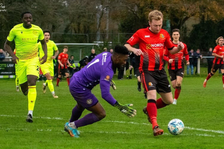 Tavi football versus Hungerford match