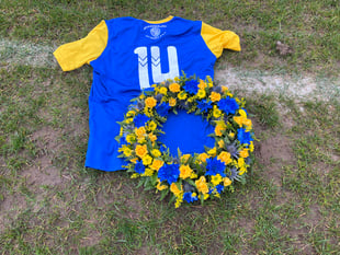 Touching memorial held for Okehampton Argyle player