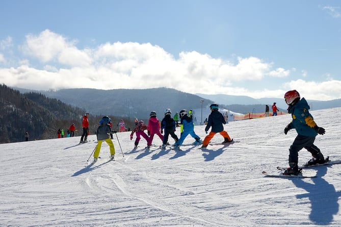 Children ski skiing ski-ing snow 