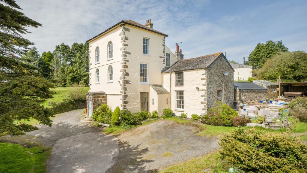 Callington cattery and kennels for sale in former mine captain s house