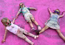 Hatherleigh gets colourful for carnival fundraiser run