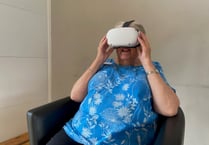 VIDEO: Okey Memory Cafe goers get a one-of-a-kind VR experience