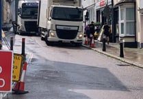 Gridlock warning for town centre continues