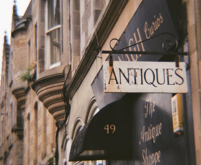 Your monthly guide to arts and antiques