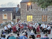 Hatherleigh band put on fantastic show for cider and pasty evening