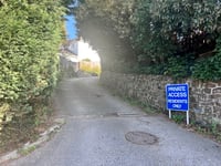 Concerns raised over plan to convert double garage into hair salon 