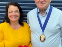Karen’s back for Poppy Appeal