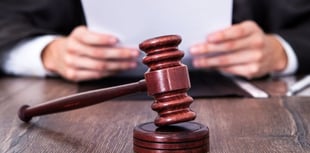 Drugs trial collapses