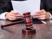 Drugs trial collapses