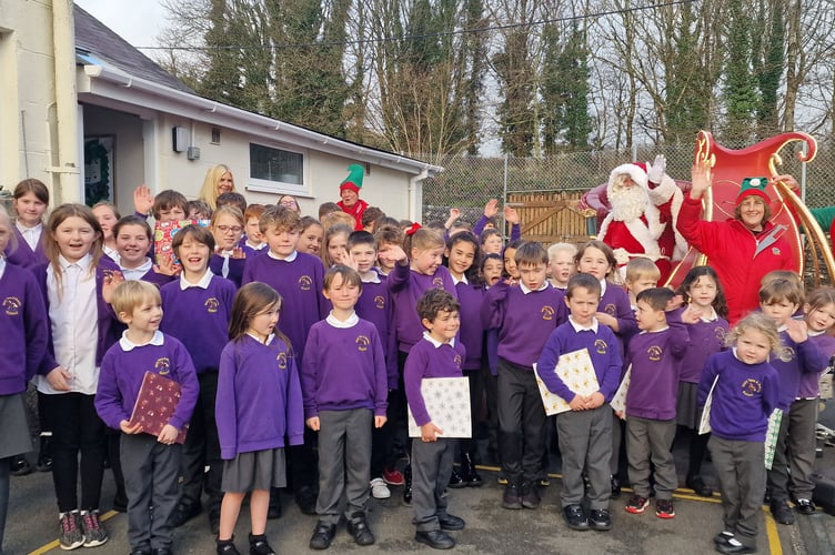Tavistock Lions santa run Mary Tavy and Brentor School