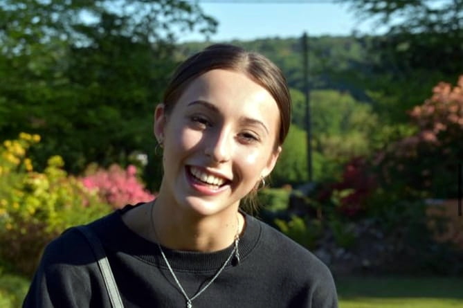 Police fundraising abseil in memory of PCSO's daughter