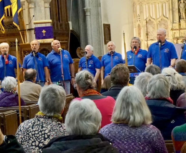 Mariners Away raise £1,200 for church hall refurbishment