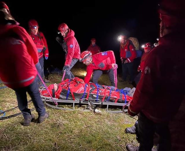 Volunteer rescuers' award