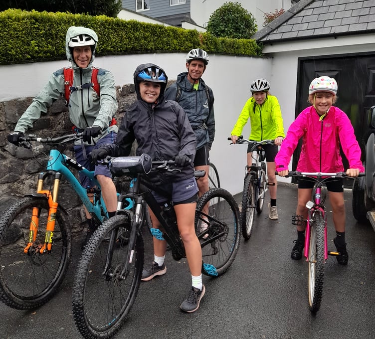Coral Vallance, 11, in the pink jacket, and family setting off on their 100-mile coast to coast ride to raise money for cancer charity Abby's Heroes