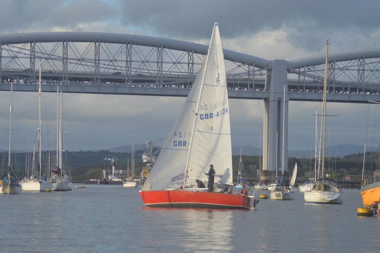 The all-women crew sail J24 Red Alert in the club racing on the Tamar river. (Photo credit: James Mills)