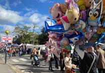 Goose Fair preparing to fly into Tavistock