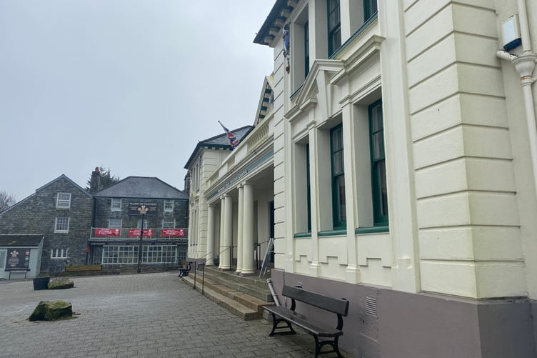 Princetown visitor centre could close and reduce custom for the Plume of Feathers pub/hotel