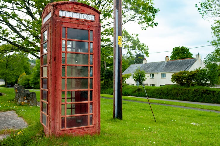 Horrabridge phone box by Helen Jackson.