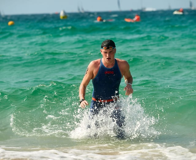 Teenager to swim Channel boosted by ice cream