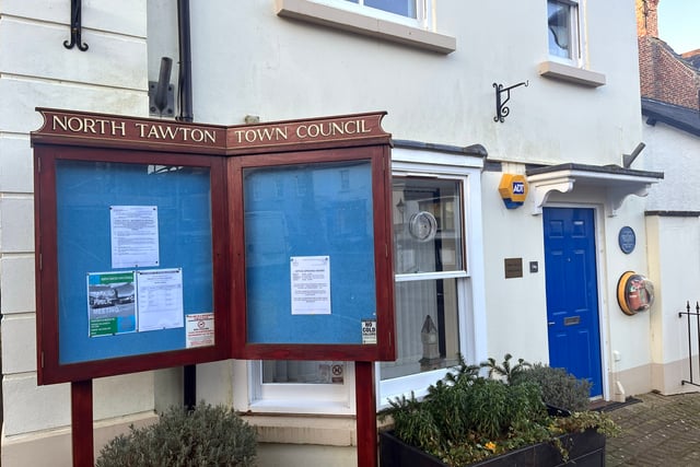 North Tawton Council to continue filming meetings