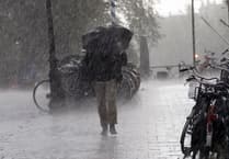 Patchy rain and moderate showers: Light drizzle tomorrow