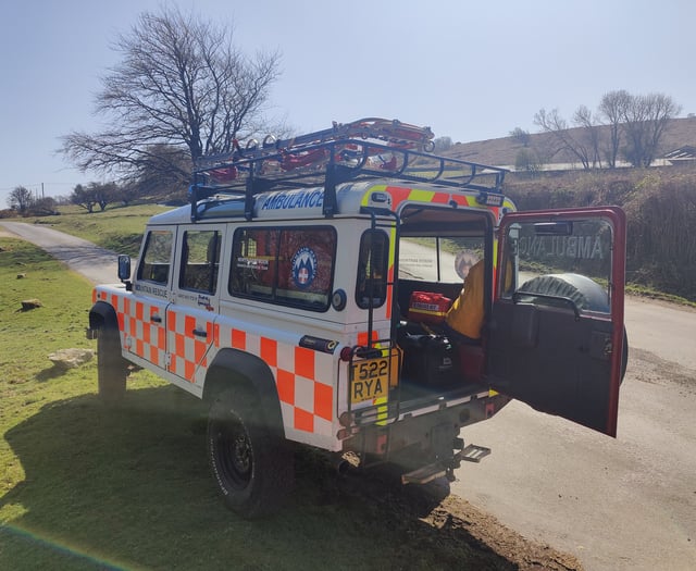 Search and rescue team help Ten Tors practice casualty