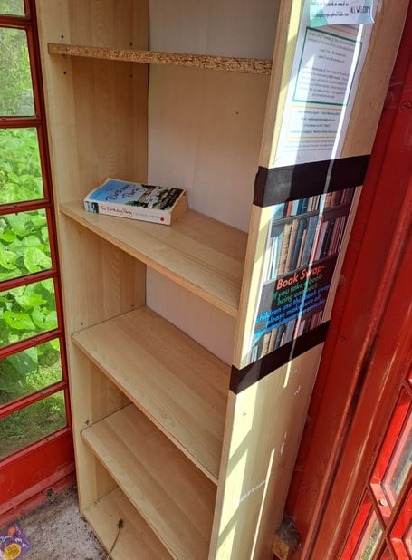 The empty book swap in Simmons Park.