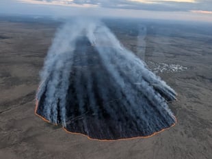 Farmers help firefighters huge moorland fire 