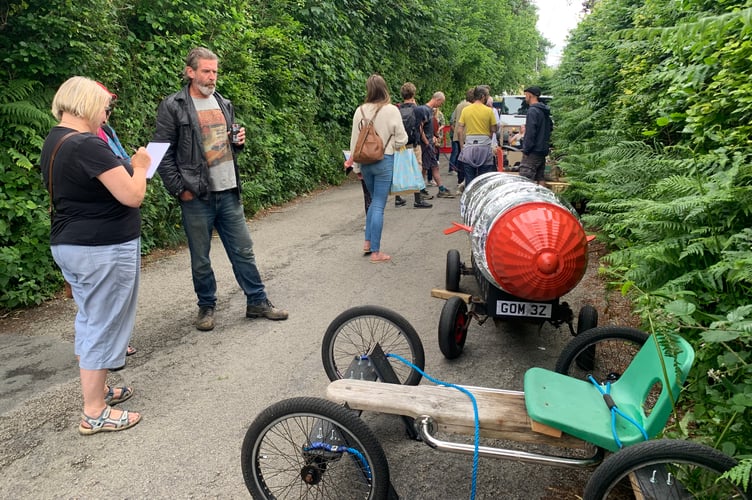 Hilary Fairhurst and Liz Reed undertook the judging of the entrants looking at kart design, team spirit and costumes. (Picture: Sarah Martin)
