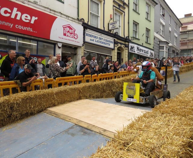 Okehampton Men in Sheds shine at soapbox derby