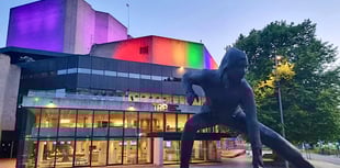 Edinburgh Fringe Festival slot up for grabs for local theatre artist