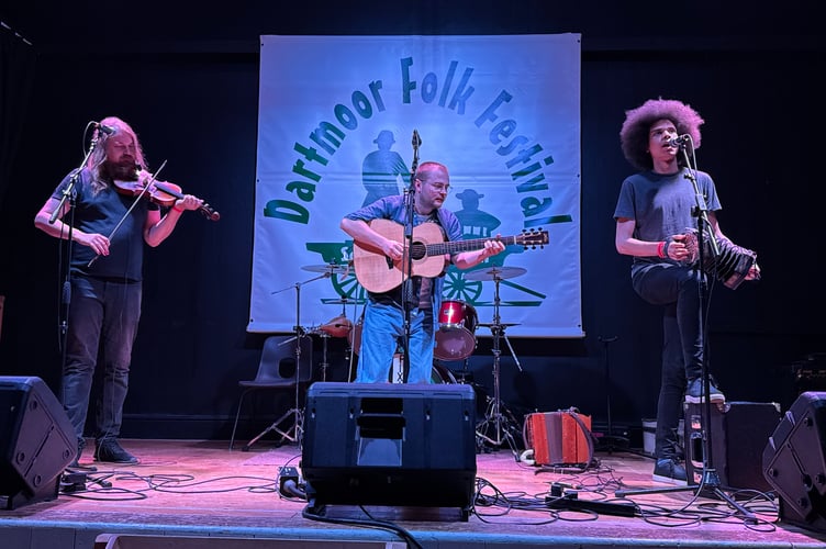 Granny’s Attic enthralled audiences at the Dartmoor Folk Festival. AQ 9562