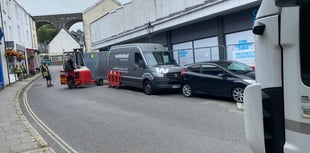 Tavistock traffic delays as fire-damaged Co-op cleared out