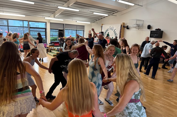 One of the fun ceilidhs at Dartmoor Folk Festival. AQ 9311
