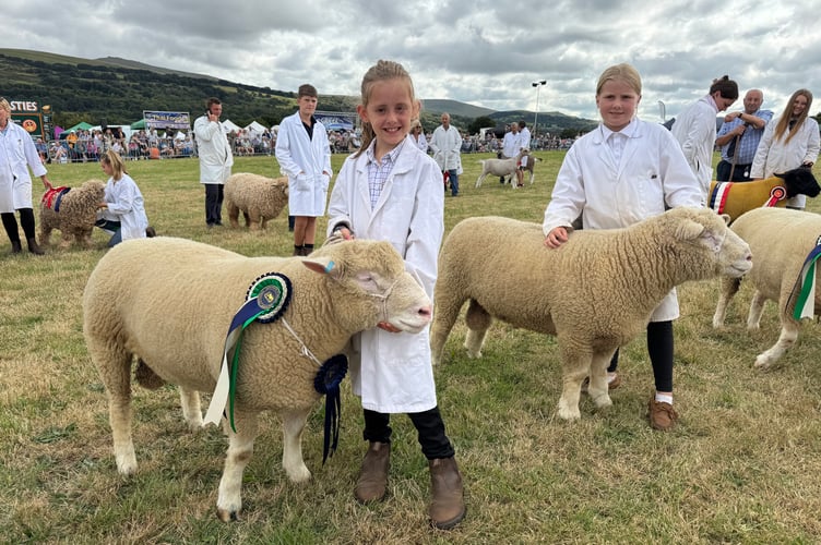 Young sheep exhibitors during the Grand Parade at Okehampton Show. AQ 0188